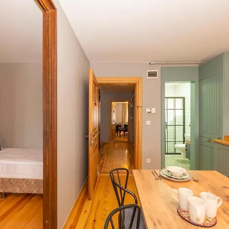 ホテル Suites Istanbul イスタンブール