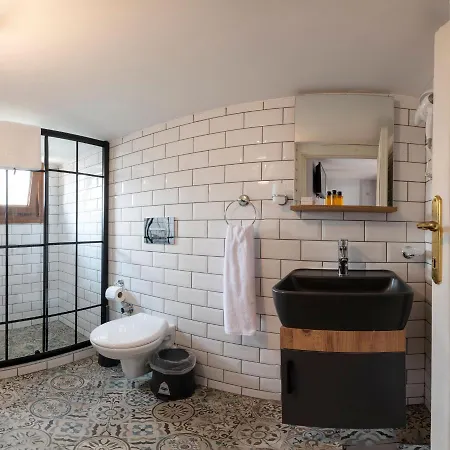 ホテル Suites Istanbul イスタンブール